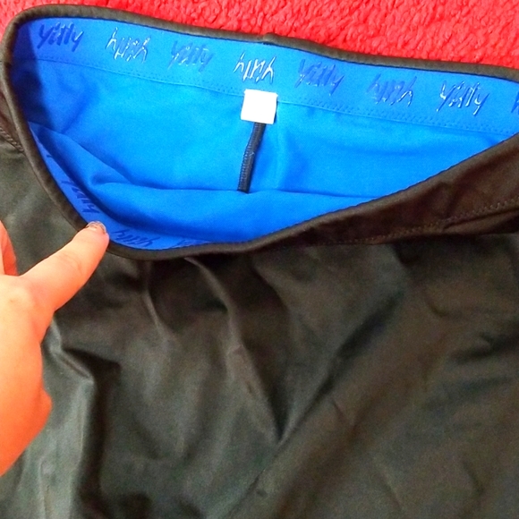 Shiny Leggings by Yitty Fabletics - Picture 4 of 6